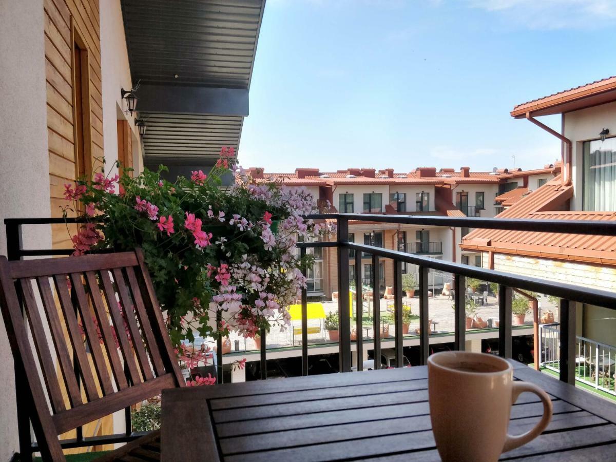 Smilteles Apartamentai Booking Palanga Lt Exterior foto